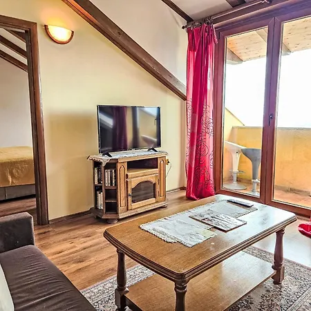 Apartman Lucic-4 By Interhome *