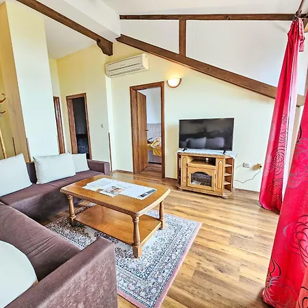 Apartman Lucic-4 By Interhome Poljice