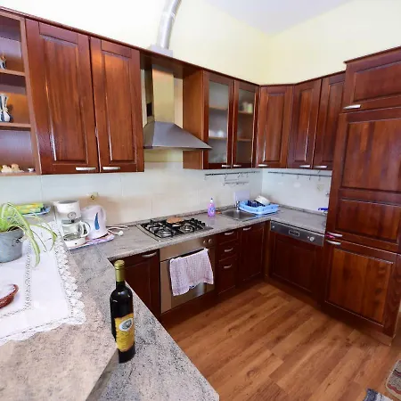 Apartman Lucic-4 By Interhome *