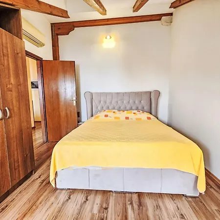 Lucic-4 By Interhome Poljice